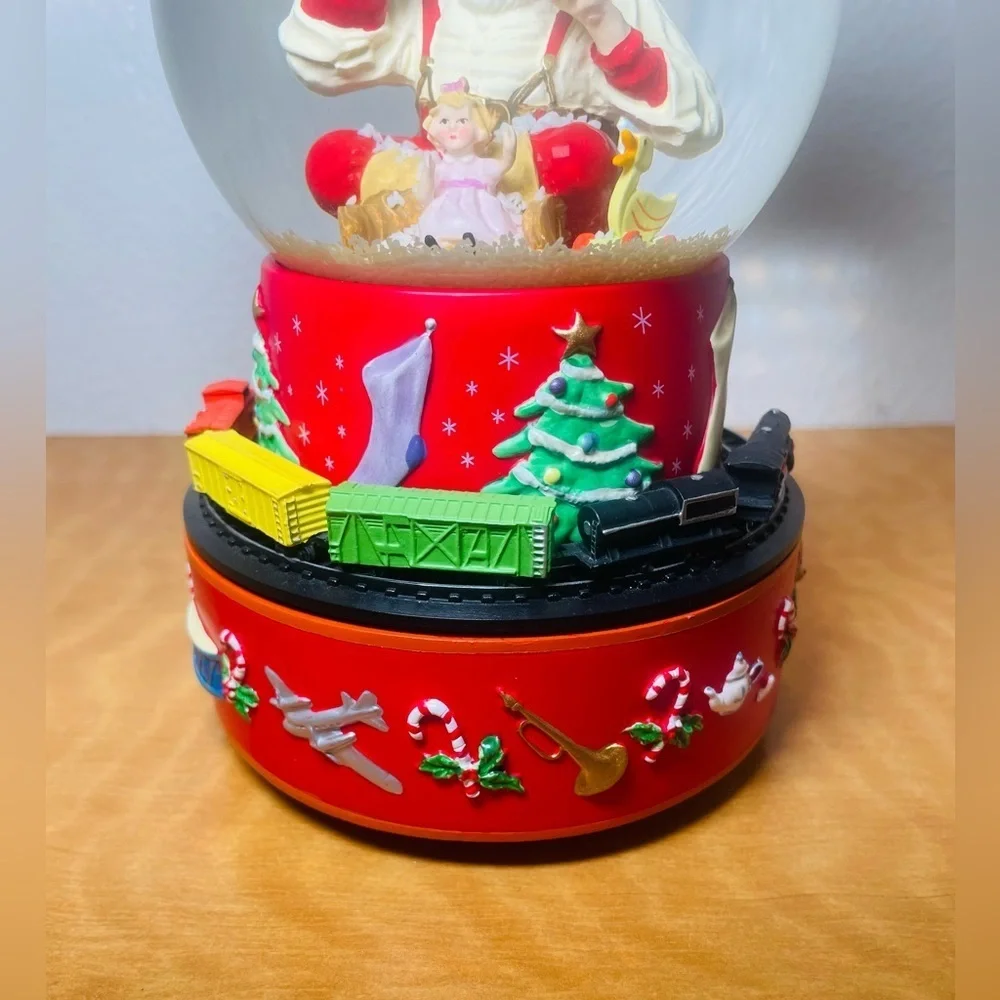 Vintage Christmas Coca Cola Snow Globe